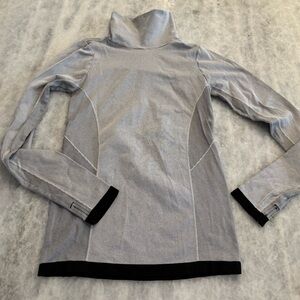 GAIAM Gray and Black Activewear Top Turtleneck.